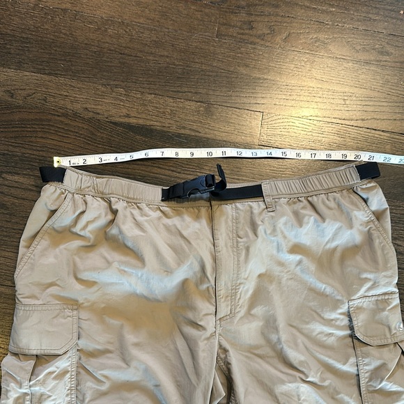 Gander Mountain Zip Shorts 2XL EUC - Picture 2 of 7